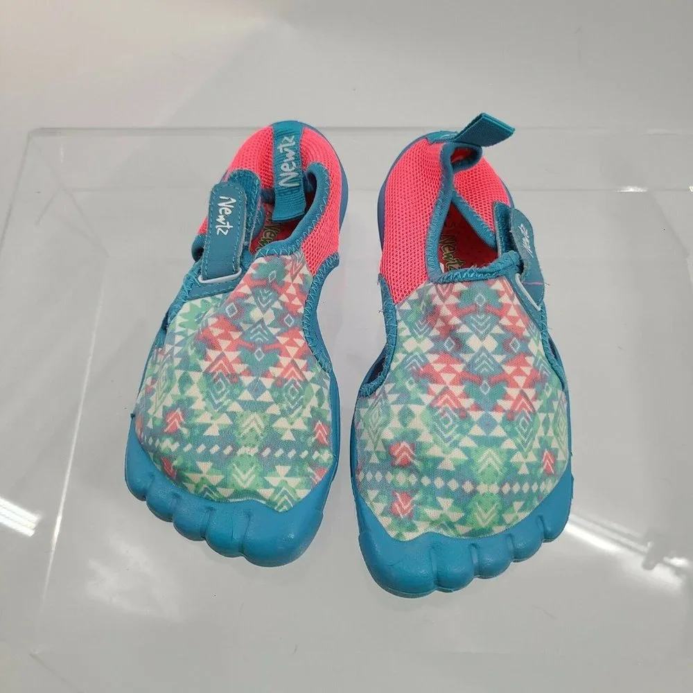 Newtz Girls' Youth Water‎ Shoes Size 11-12